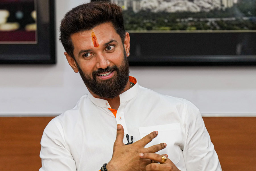 बिहार की सियासत में चिराग पासवान का बड़ा बयान: एनडीए सरकार, पुलिस प्रशासन, और विपक्ष पर हमला